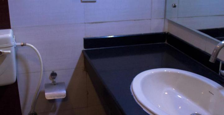 Hotel Noor Empire International Kormangala Μπανγκαλόρ Εξωτερικό φωτογραφία