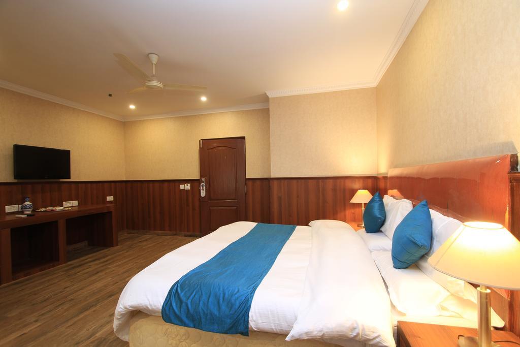 Hotel Noor Empire International Kormangala Μπανγκαλόρ Εξωτερικό φωτογραφία